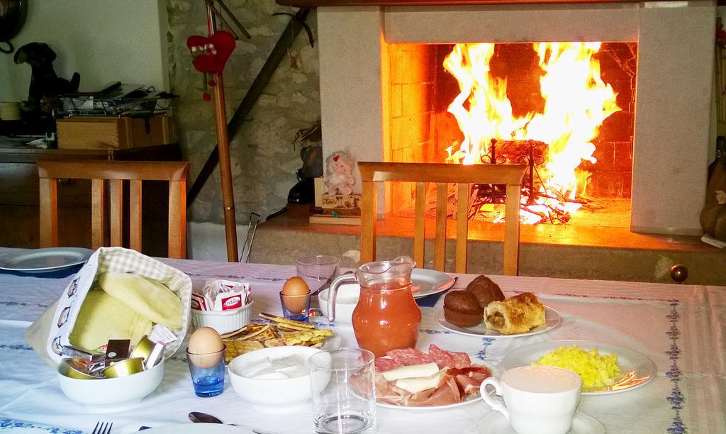 Bed & Breakfast Gemma เกรซซานา ภายนอก รูปภาพ