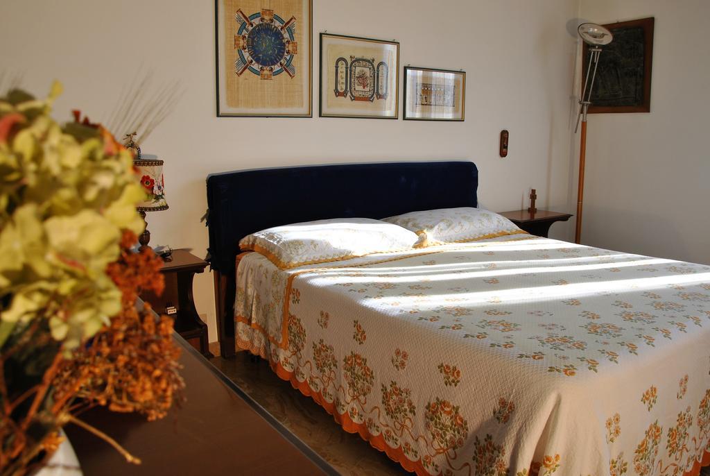 Bed & Breakfast Gemma เกรซซานา ภายนอก รูปภาพ