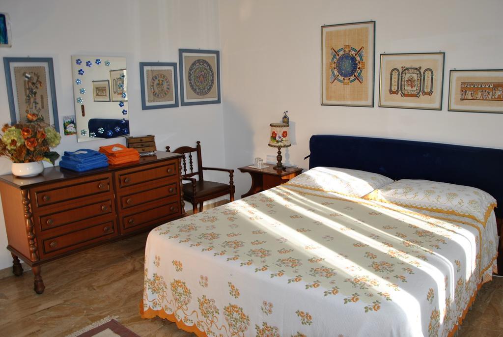 Bed & Breakfast Gemma เกรซซานา ห้อง รูปภาพ